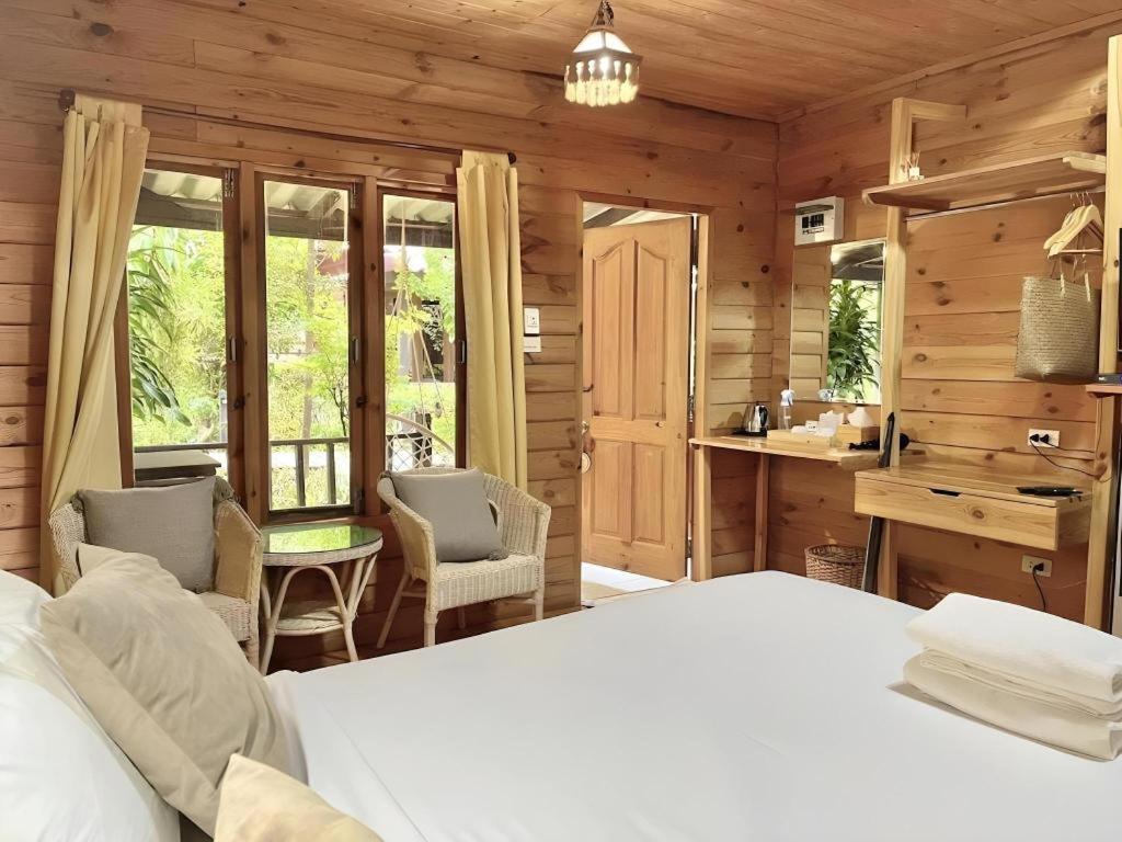 Resort Tonsak 3*