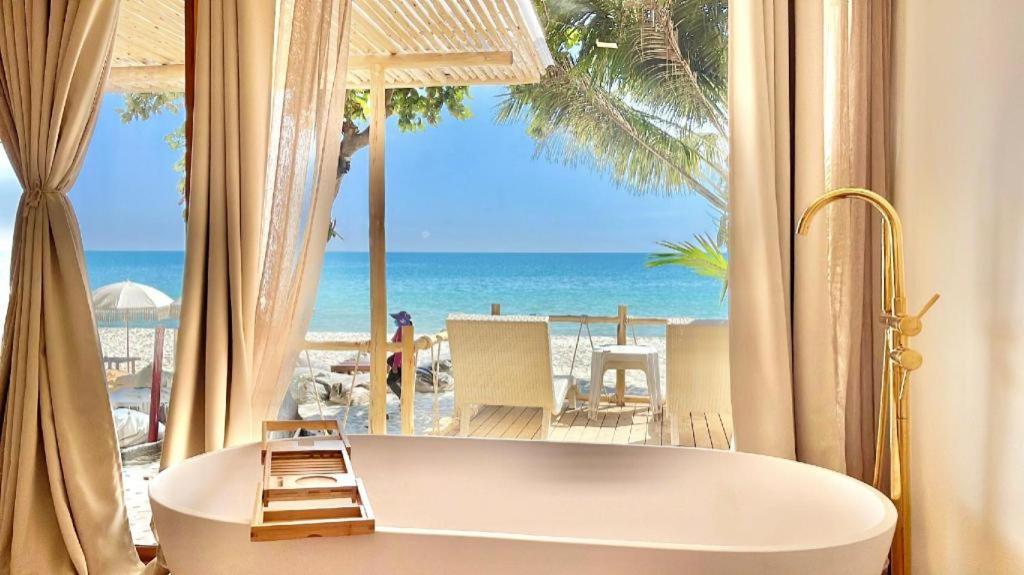 Tonsak 3* Ko Samet