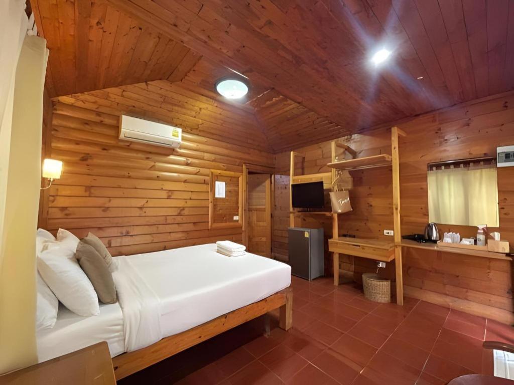 Tonsak 3* Koh Samet